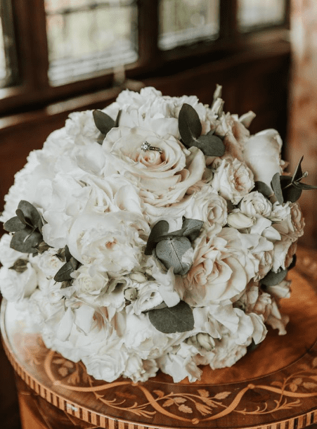 wedding flowers from go.botanica florists Sussex